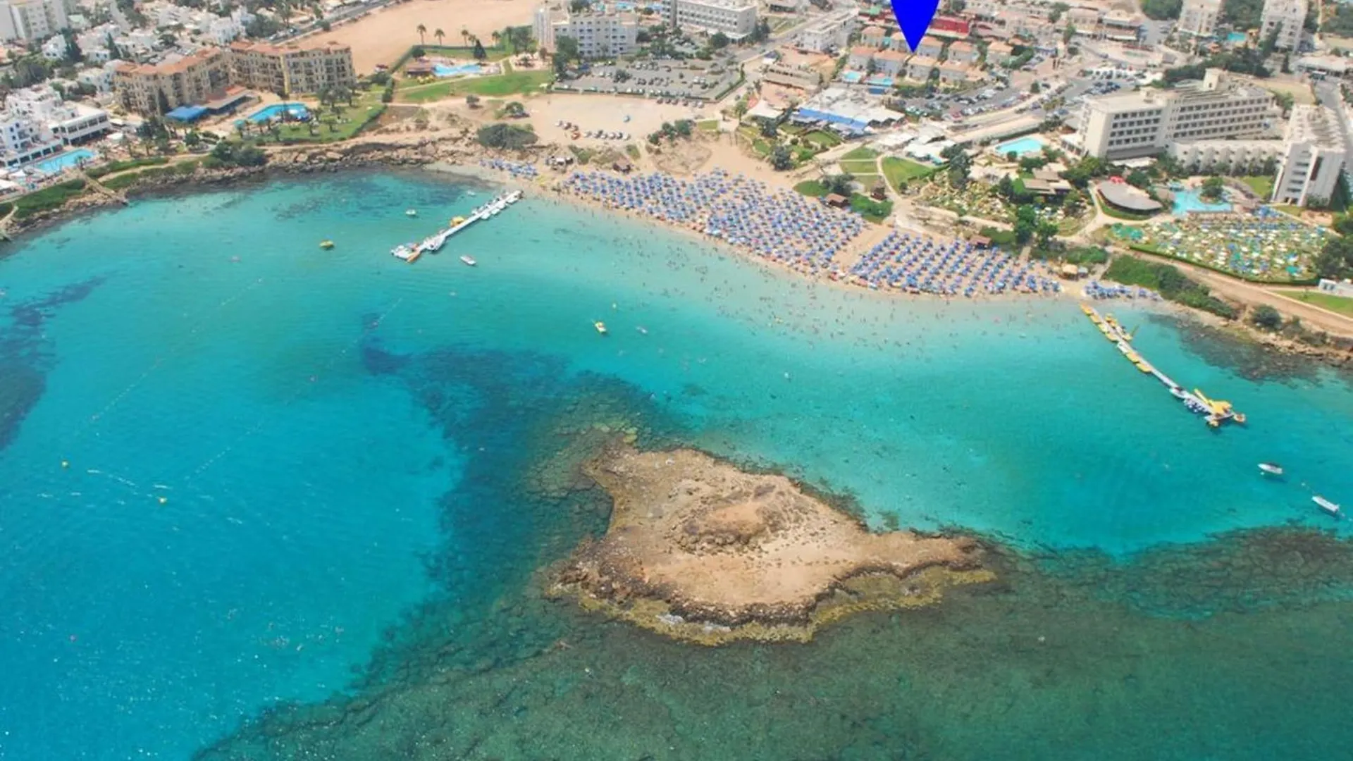 Villa Lefko Sunshine - Lovely 4 Bedroom Protaras Villa With Pool - 2 Minute Walk To Fig Tree Bay