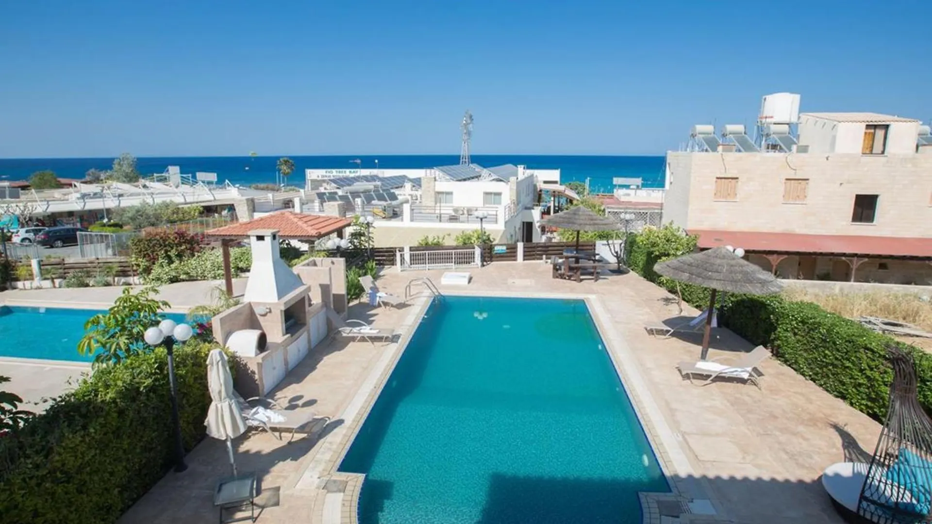Villa Lefko Sunshine - Lovely 4 Bedroom Protaras Villa With Pool - 2 Minute Walk To Fig Tree Bay 0*,  קפריסין